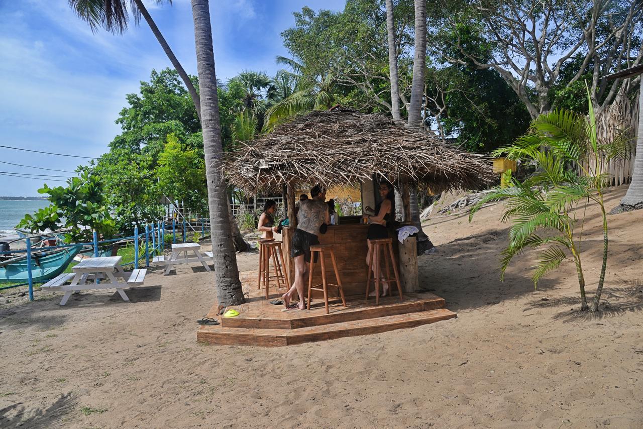 Hôtel Ocean Vibe à Baie d'Arugam Extérieur photo